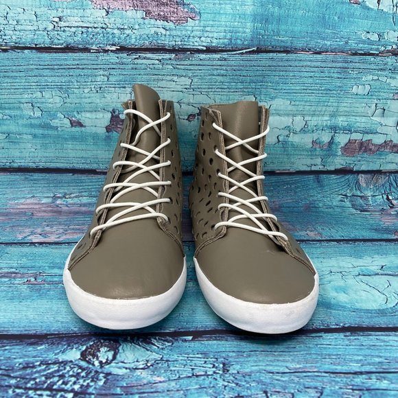 NEW Diamond Sample Prototype Perforated Leather 7 - Picture 2 of 8